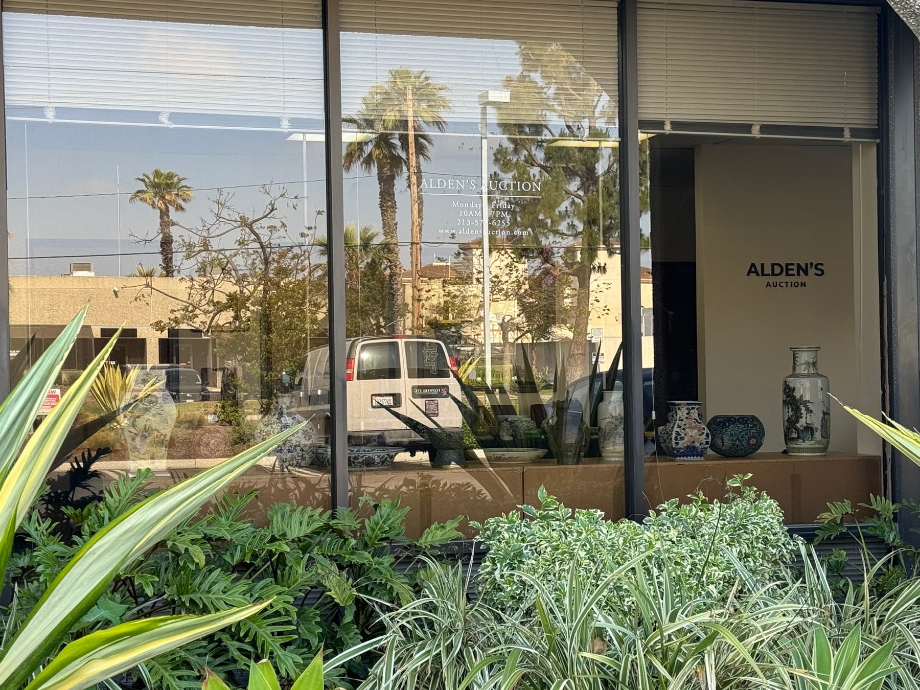 Alden's Auction Auction storefront in Fountain Valley